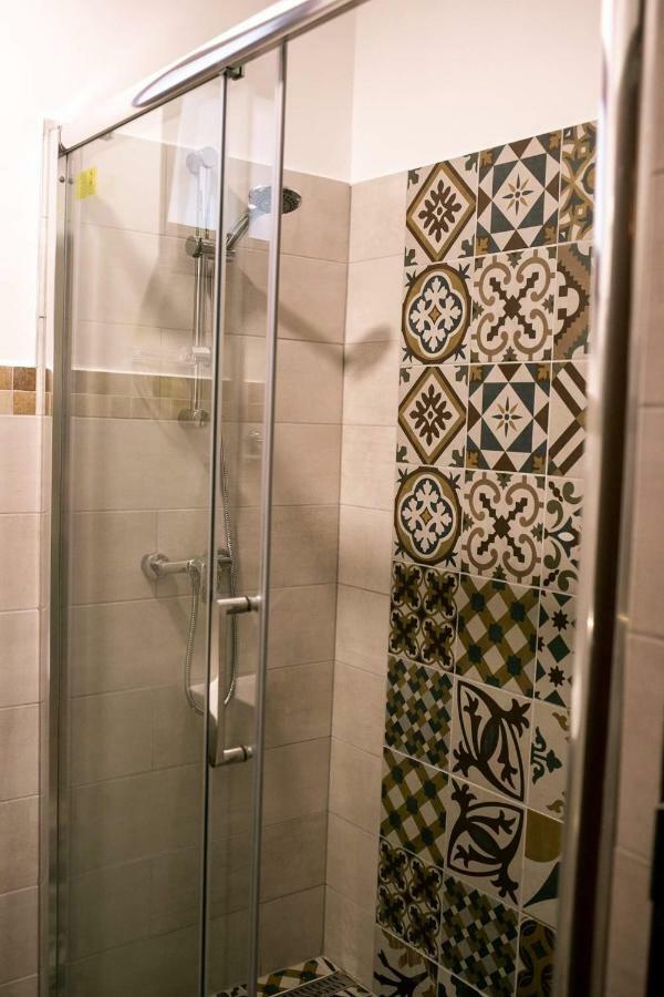 Casa Claudia Hotel Sangeorgiu de Padure Luaran gambar